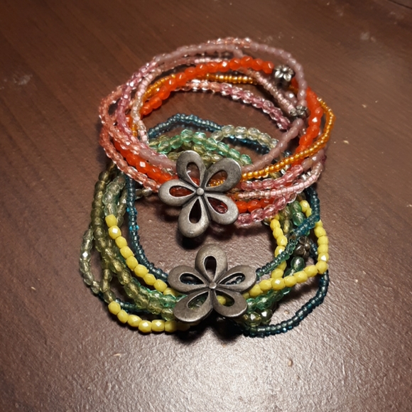 Bracelets - Picture 8 of 8